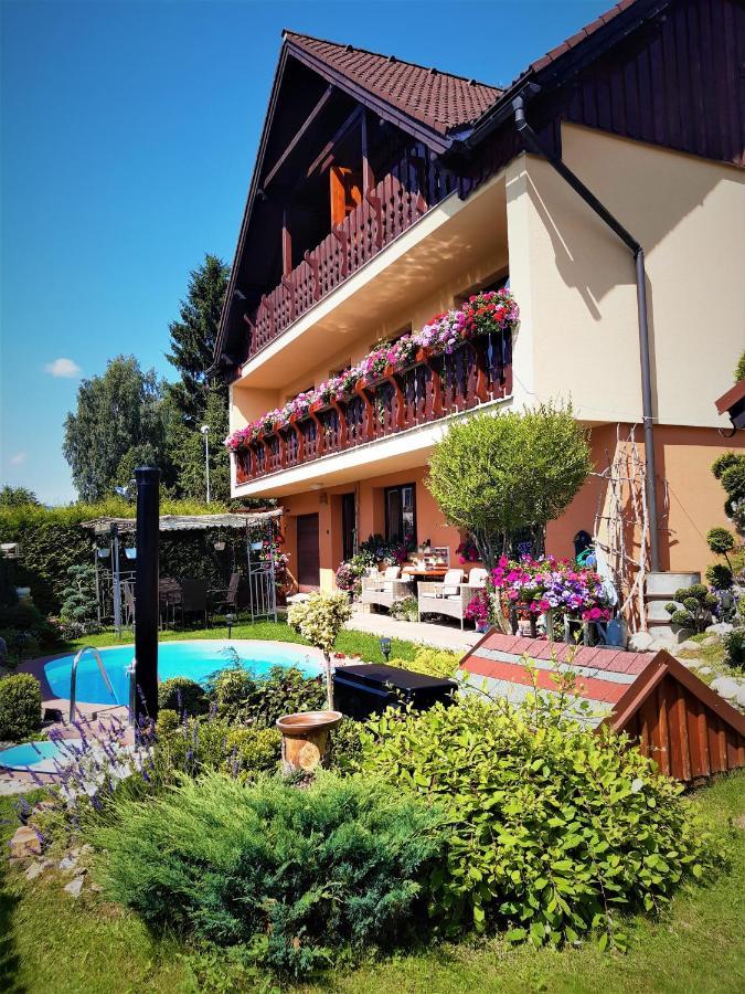 Apartmány u Jiroušů Rokytnice nad Jizerou Exterior foto